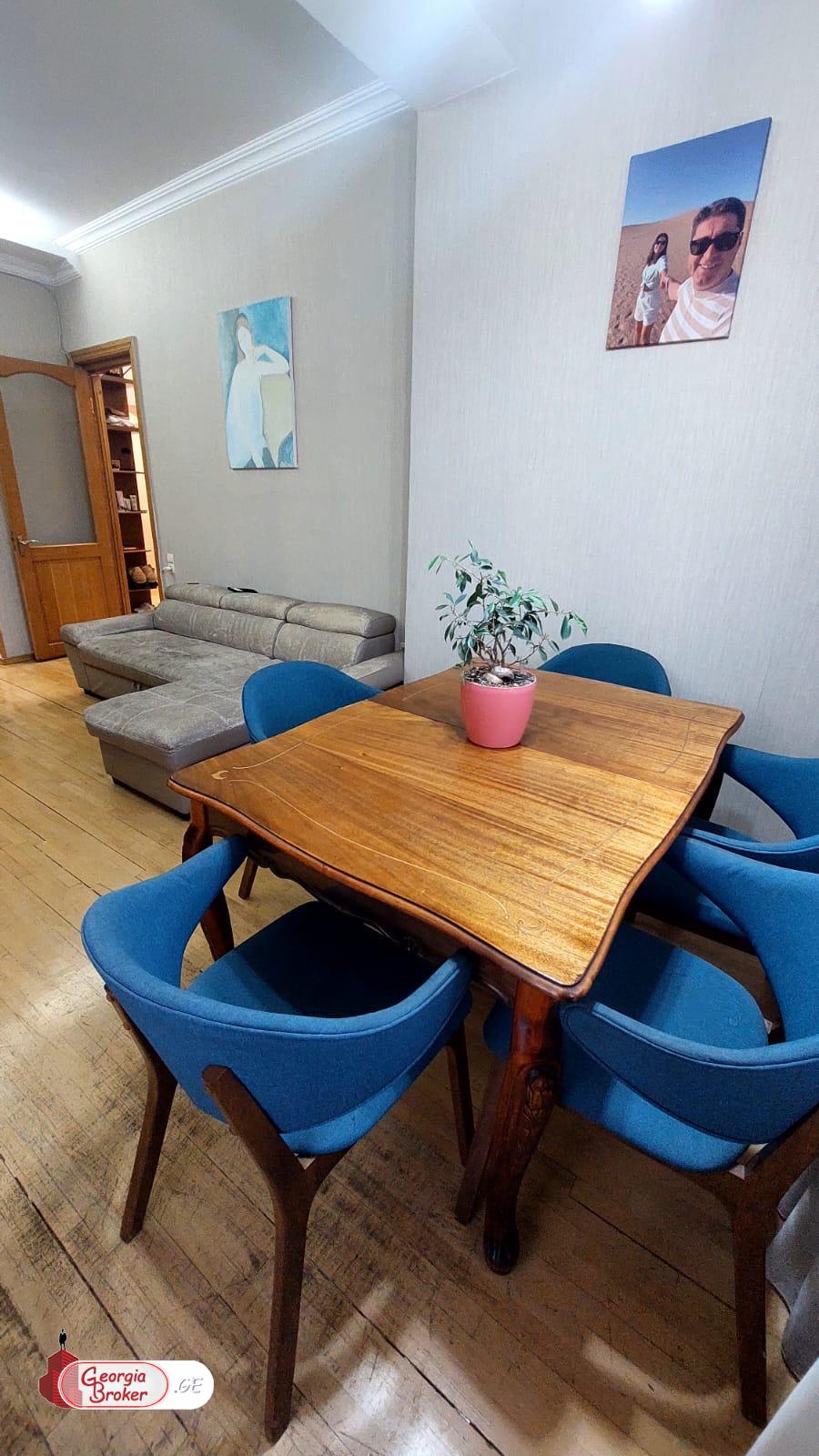 nearly repaired 5-room apartment for sale